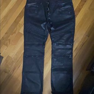 Pre owned by 1 owner Cult of Individuality